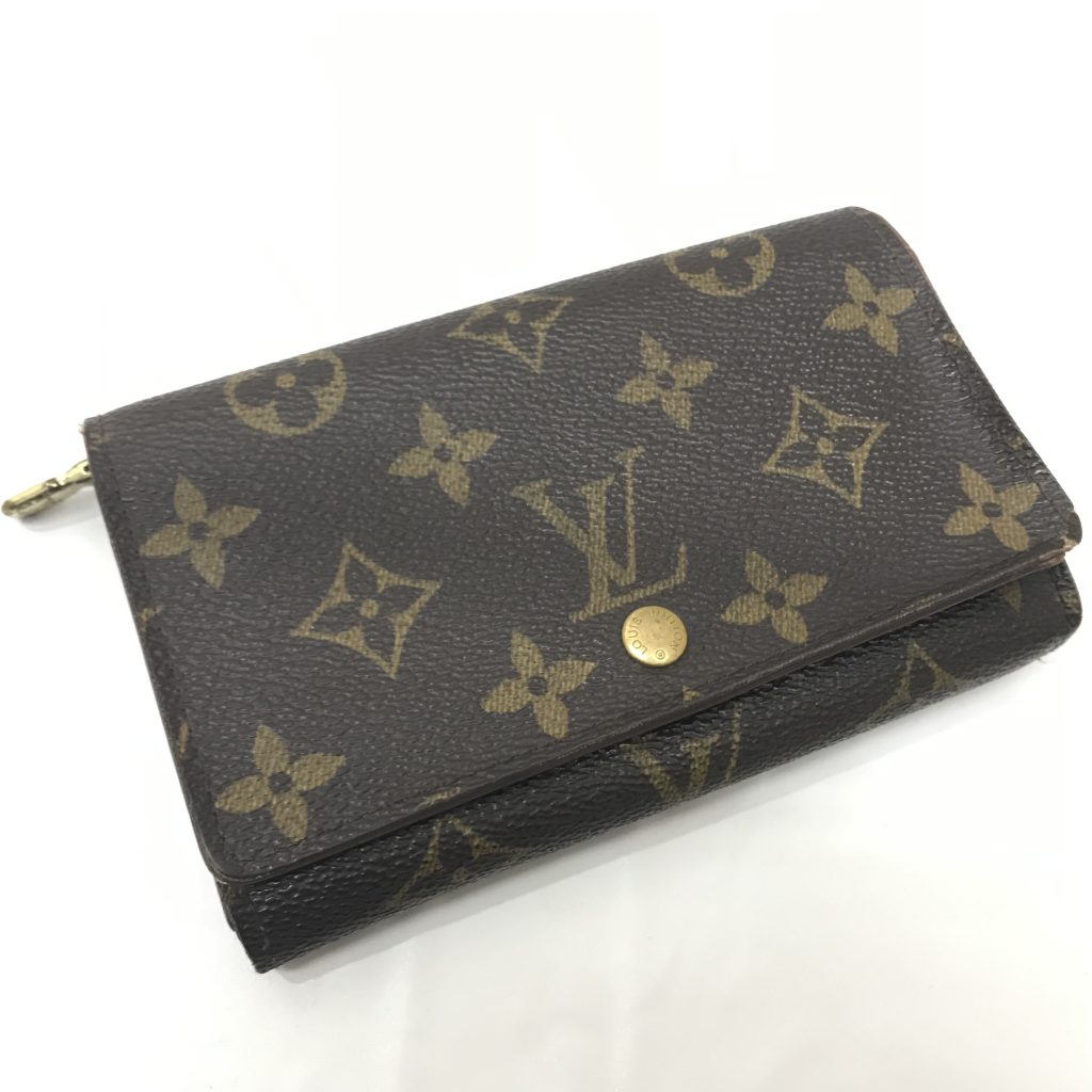 すとカード】 LOUIS VUITTON - ルイヴィトン 2つ折り財布 モノグラム