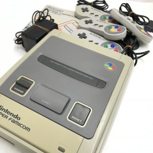SFC(スーパーファミコン)　本体　コントローラー+3色ケーブル+ACアダプター付き