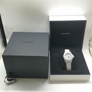 CHANEL J12 クォーツ腕時計 レディース 女性用 シャネル