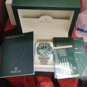 ROLEX ロレックス グリーンサブマリーナ 116610LV