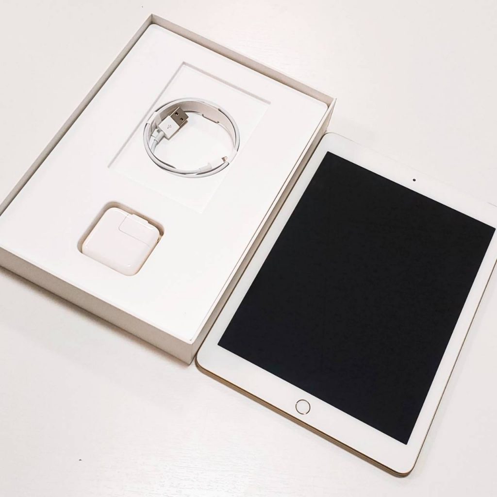 最終値下】iPad 第5世代 32GB 美品 即決 - www.sorbillomenu.com