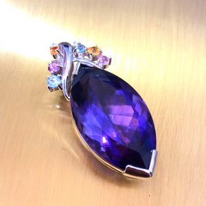 k18WG 27.76ct アメジスト トップ