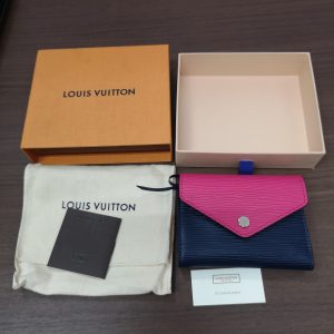 LOUIS VUITTON ポルトフォイユ・ヴィクトリーヌ・エピ ルイヴィトン