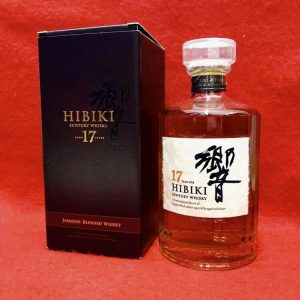 響 17年 ウィスキー ボトル