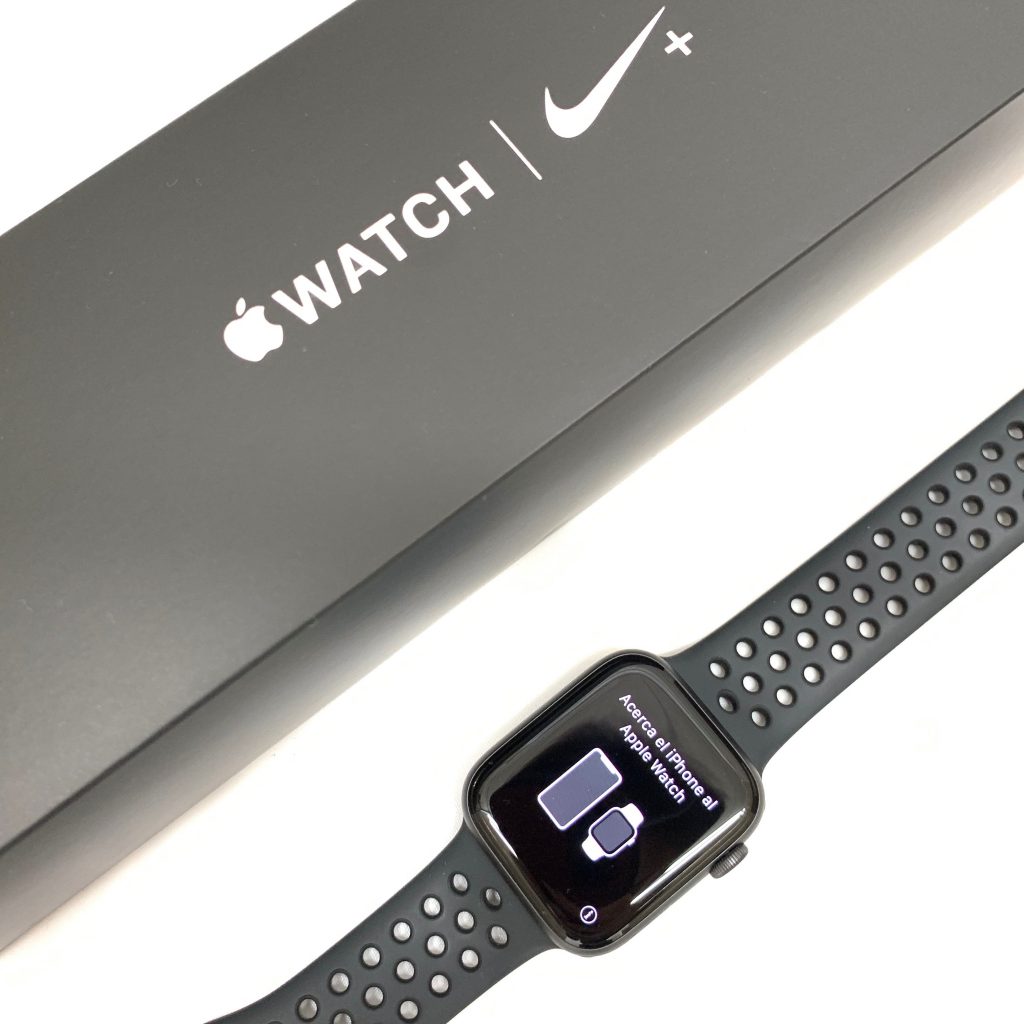 Apple Watch Nike+ Series4 GPS+Cellularモデル 44mm MTXM2J/A
