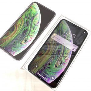 iPhone xs 64GB
