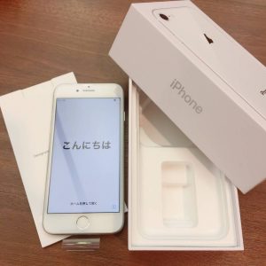 iphone8 64GB シルバー