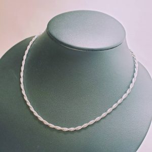 K18WG ネックレス