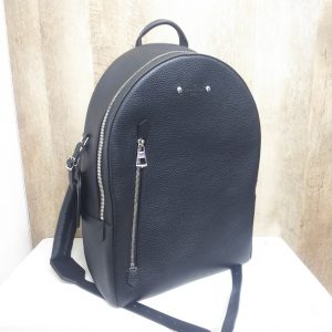 LOUIS VUITTONアルマンド・バックパック