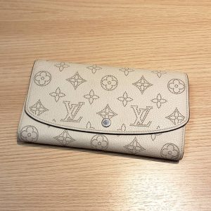 ルイ・ヴィトン ポルトフォイユ イリス マヒナ