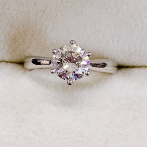 Pt900 ダイヤモンド1ctup付リング