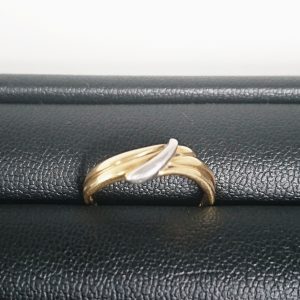 金ベースプラチナリング