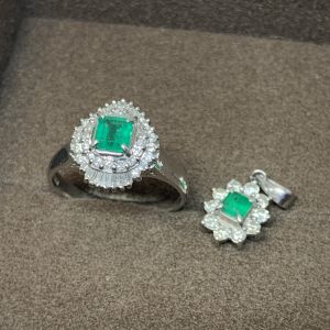 Pt900 エメラルド メレダイヤ付 リング&ペンダントトップ
