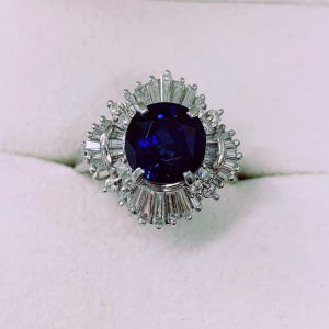 Pt900 サファイア 3.37ct メレダイヤ1.00ct付きリング