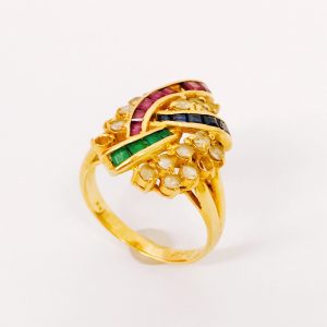 K18 ルビーサファイアエメラルド付き リング