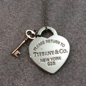 ティファニー ハート タグ ペンダント ネックレス
