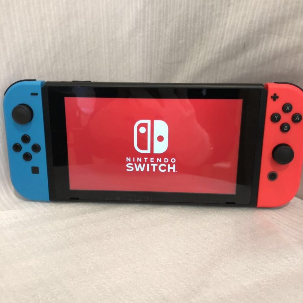 Nintendo Switch 本体 | vuzelia.com