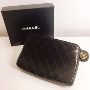 CHANEL マトラッセ ラムスキンポーチ