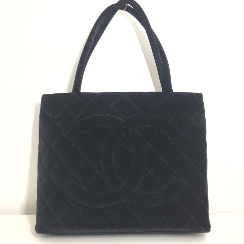 シャネル ベロア マトラッセ トートバッグの買取実績 | 買取専門店さすがや 