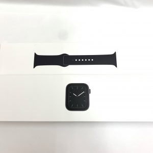 アップルウォッチ シリーズ5 40mm