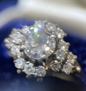 Pt850 ダイヤ(0.66ct)メレダイヤ(0.48ct)リング