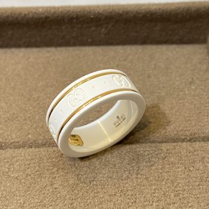GUCCI GGアイコンリング