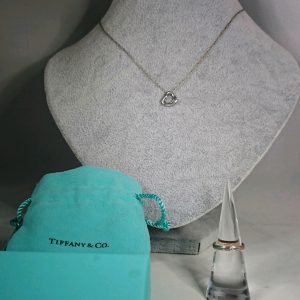 メレダイヤ付きリング&ティファニーネックレス