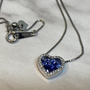 K18WG サファイア(0.75ct)メレダイヤ(0.06ct)ネックレス