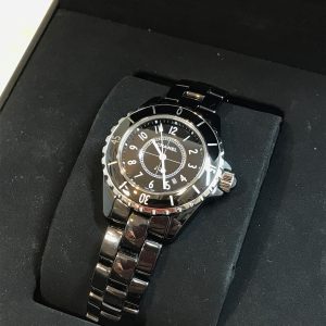 シャネル J12（ジェイトゥエルブ）腕時計