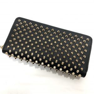 Christian Louboutin(クリスチャンルブタン) ラウンドファスナー長財布