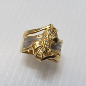 K18/Pt900メレ付きリング