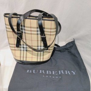 バーバリー　トートバッグ