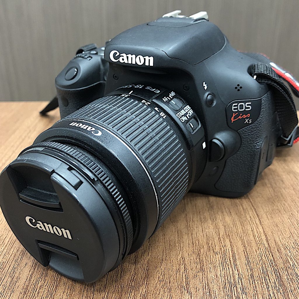 Canon EOS KISS X5 EF-S18-55 IS 2 一眼レフ - カメラ