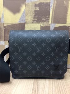 ルイヴィトン メッセンジャーバッグ