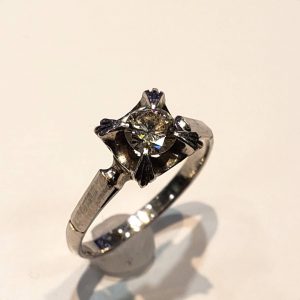 pt850 0.3ctダイヤモンドリング