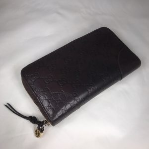 GUCCI財布ラウンドファスナー