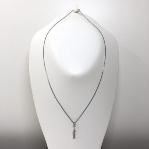 K18 WG メレダイヤ付きネックレス