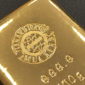 金インゴット