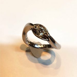 Pt900 ダイヤリング