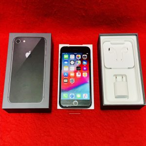 iPhone8 64GB