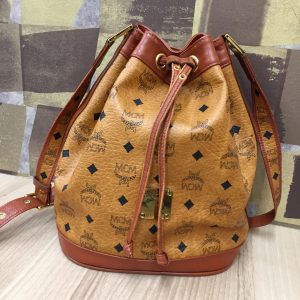 MCM巾着型ショルダーバック