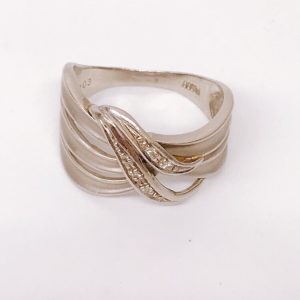 Pt900 メレダイヤ付リング