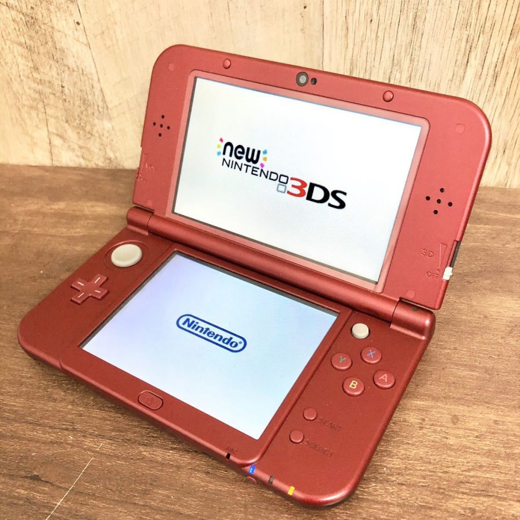 Newニンテンドー3DS LL メタリックレッド-