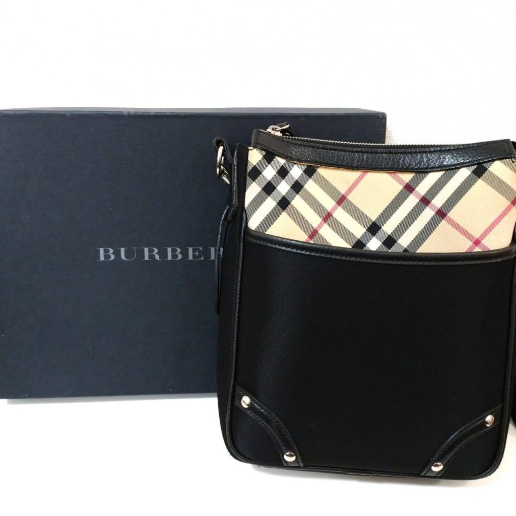 定番人気！ Burberry ショルダーバック ecousarecycling.com