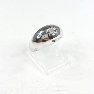 K18WG メレダイヤ(0.05ct)付リング