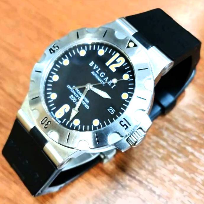 BVLGARI ブルガリ ディアゴノ スクーパ ラバーベルト 腕時計の買取実績 