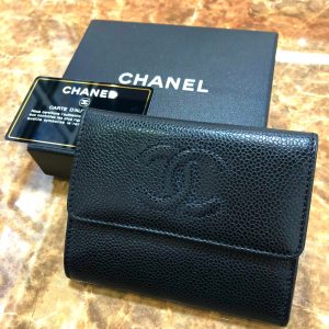 CHANEL キャビアスキン 三つ折り財布
