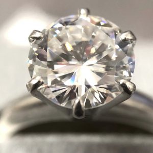 Pt900 2.05ct VVS2 ダイヤモンドリング