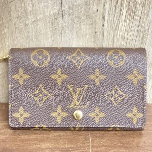 ルイヴィトン ポルトフォイユトレゾール