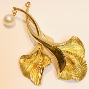 K18ブローチ　フラワーデザイン